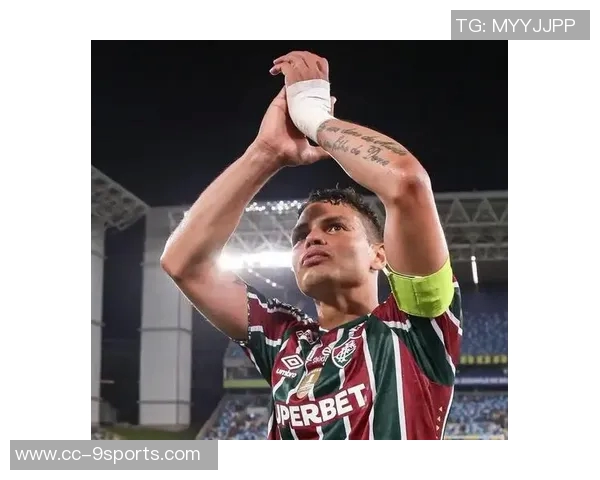 米兰冬窗计划引援后卫签回弟媳或仅为设想而非现实选择